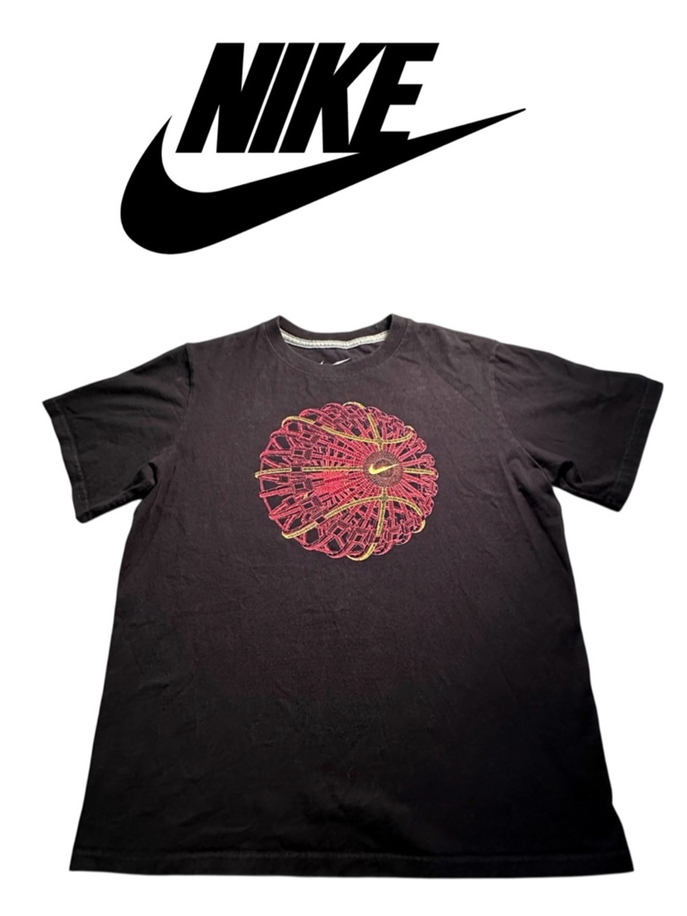 NIKE Basketball Black Screen Print Graphic Tee Shirt Short Sleeve Red Kid Large